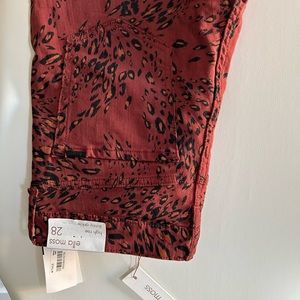 Cheetah print Jeans brand new!